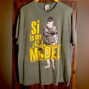 Mens Olive Green Graphic Duck Dynasty T-Shirt - 'Si is My Role Model'